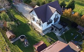 Casa Elder Villa